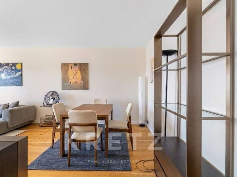 Appartement Paris 17e - 2 chambres - 79m²