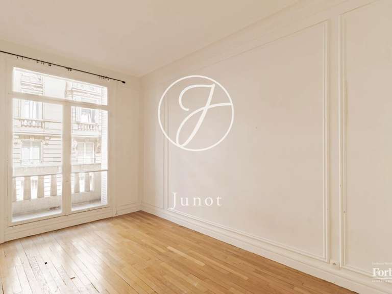 Appartement Paris 17e - 3 chambres - 147m²