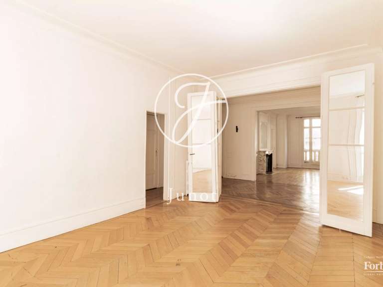 Appartement Paris 17e - 3 chambres - 147m²