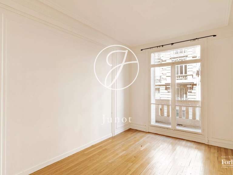 Appartement Paris 17e - 3 chambres - 147m²