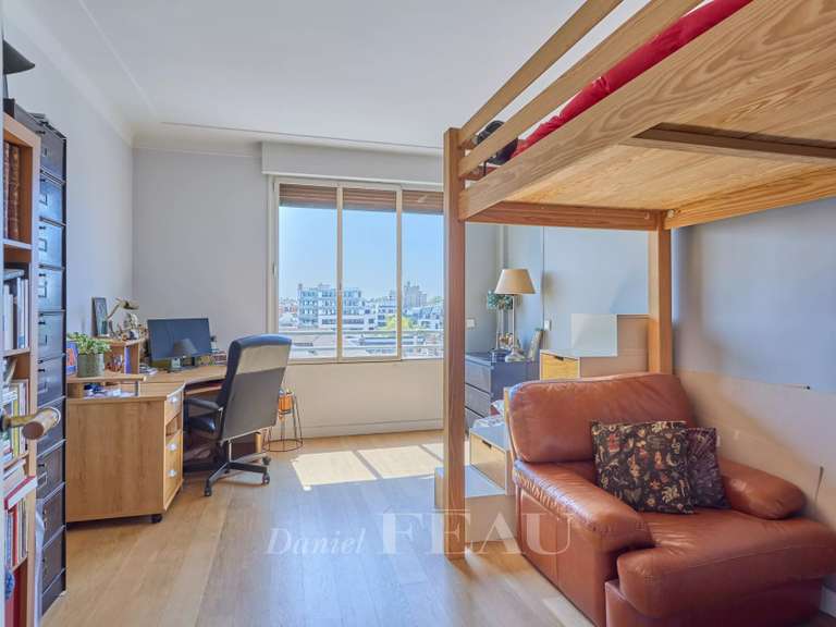 Appartement Paris 17e - 4 chambres - 141m²