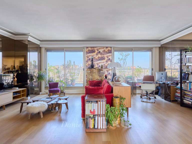 Appartement Paris 17e - 4 chambres - 141m²
