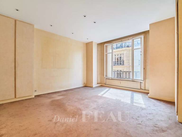 Appartement Paris 17e - 4 chambres - 235m²