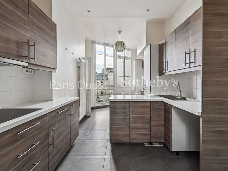 Appartement Paris 17e - 3 chambres - 195m²