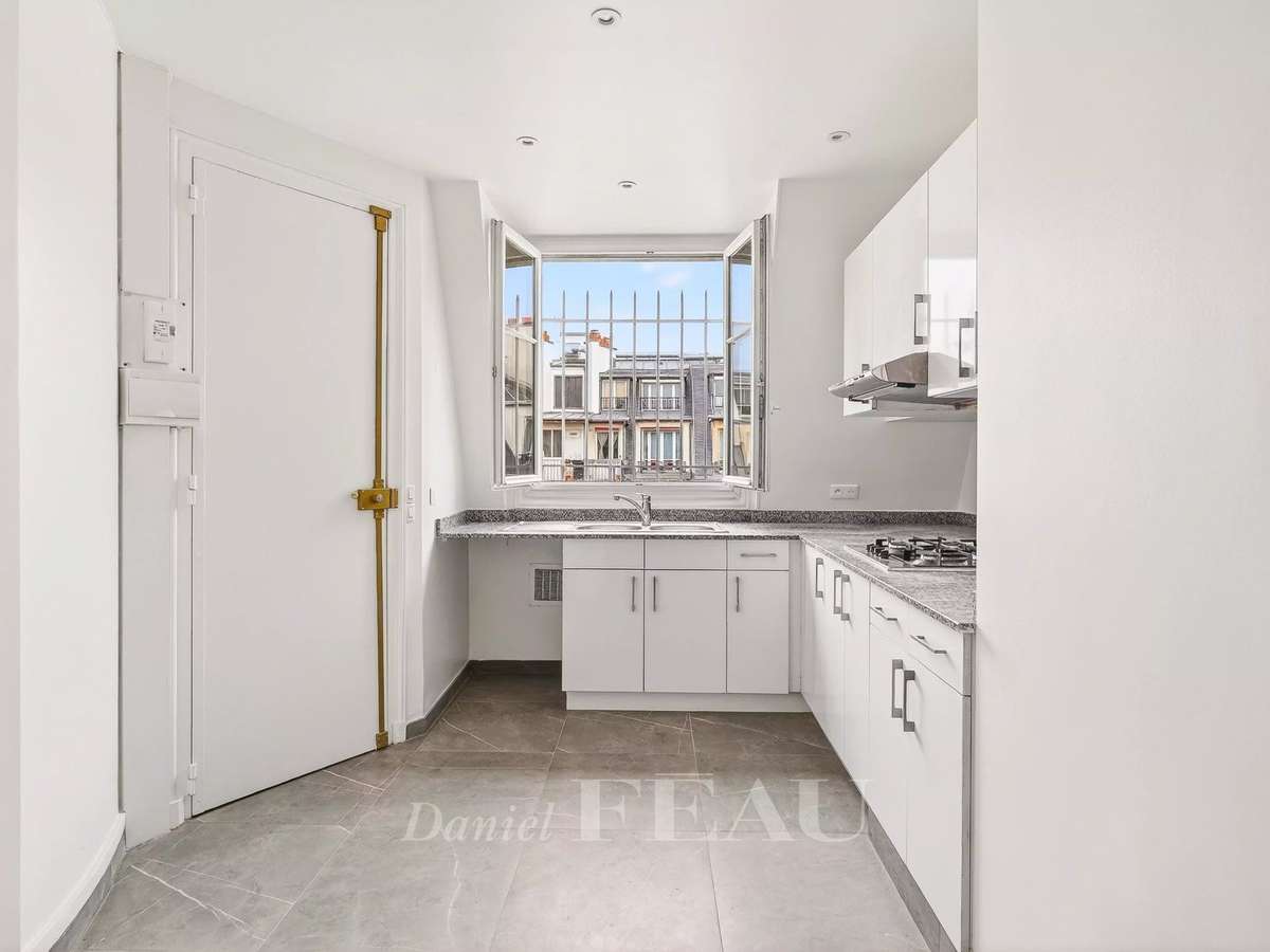 Apartment Paris 17e