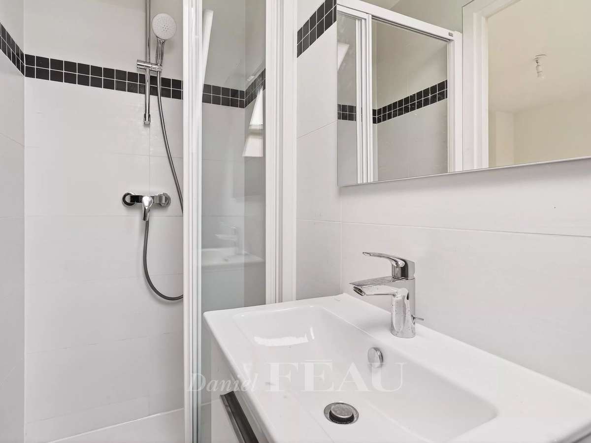 Apartment Paris 17e