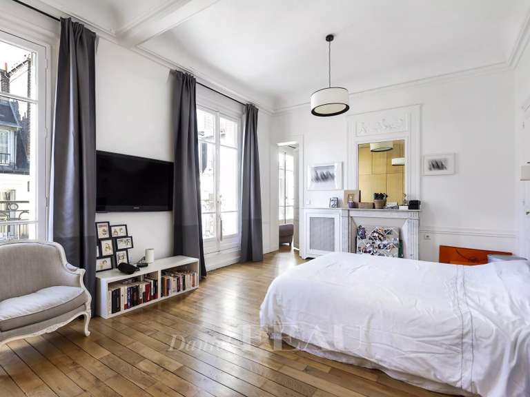 Appartement Paris 17e - 4 chambres - 256m²