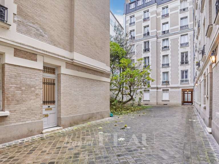 Appartement Paris 17e - 2 chambres - 83m²