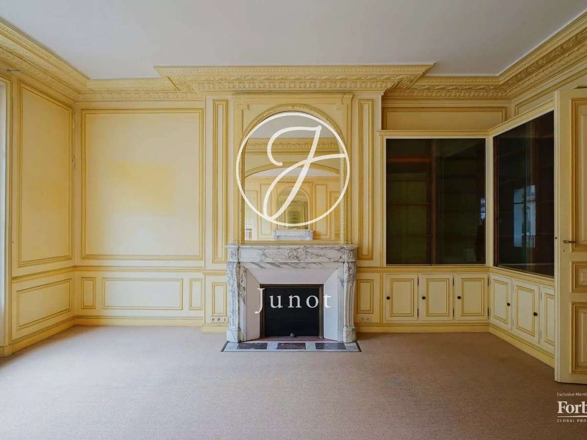 Apartment Paris 17e