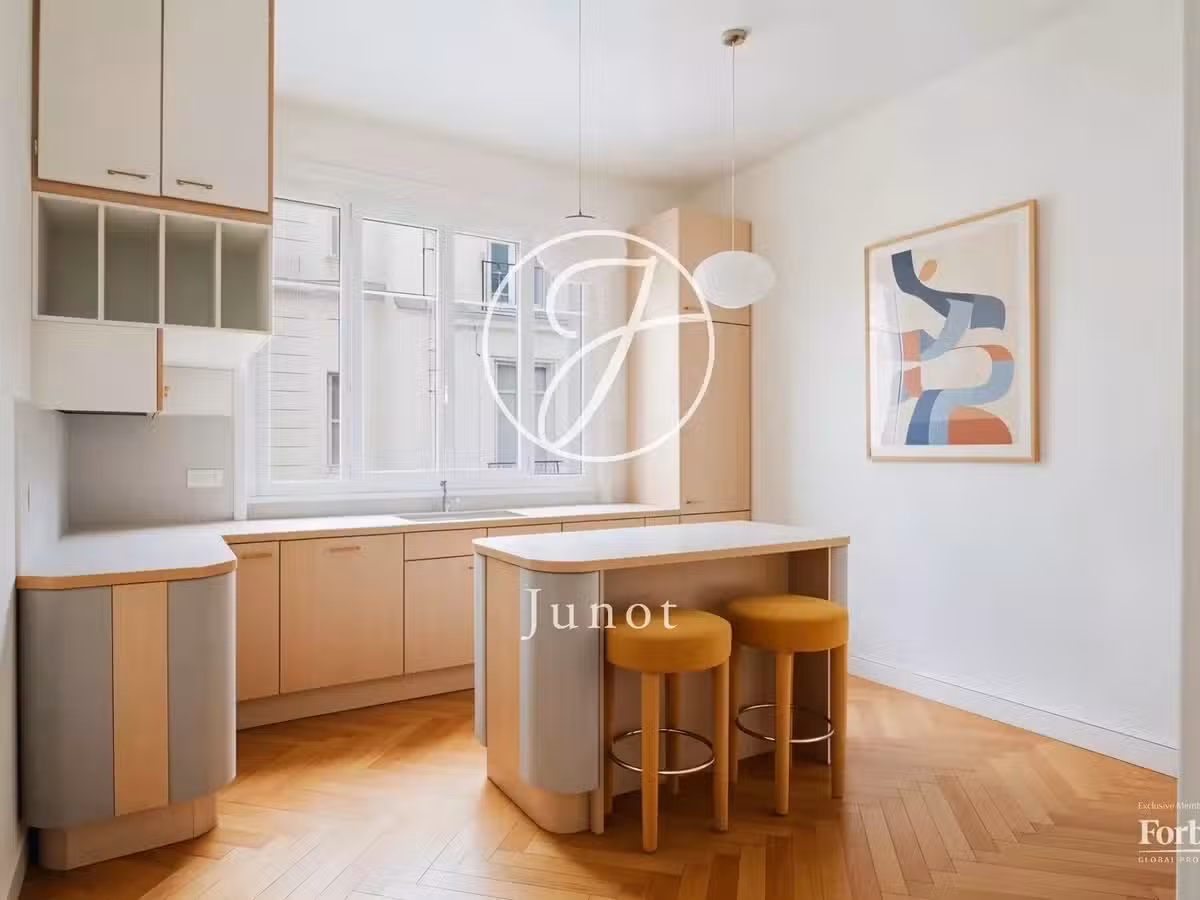 Apartment Paris 17e