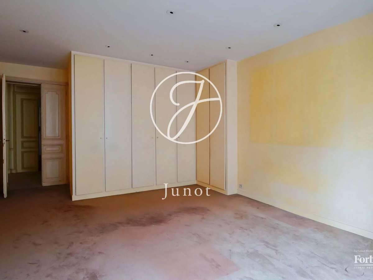 Apartment Paris 17e