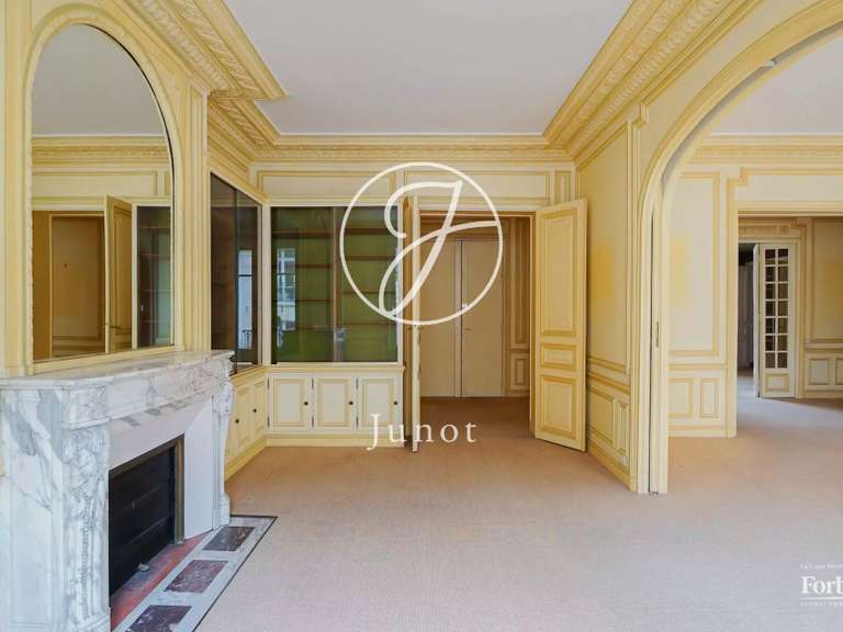 Appartement Paris 17e - 4 chambres - 234m²