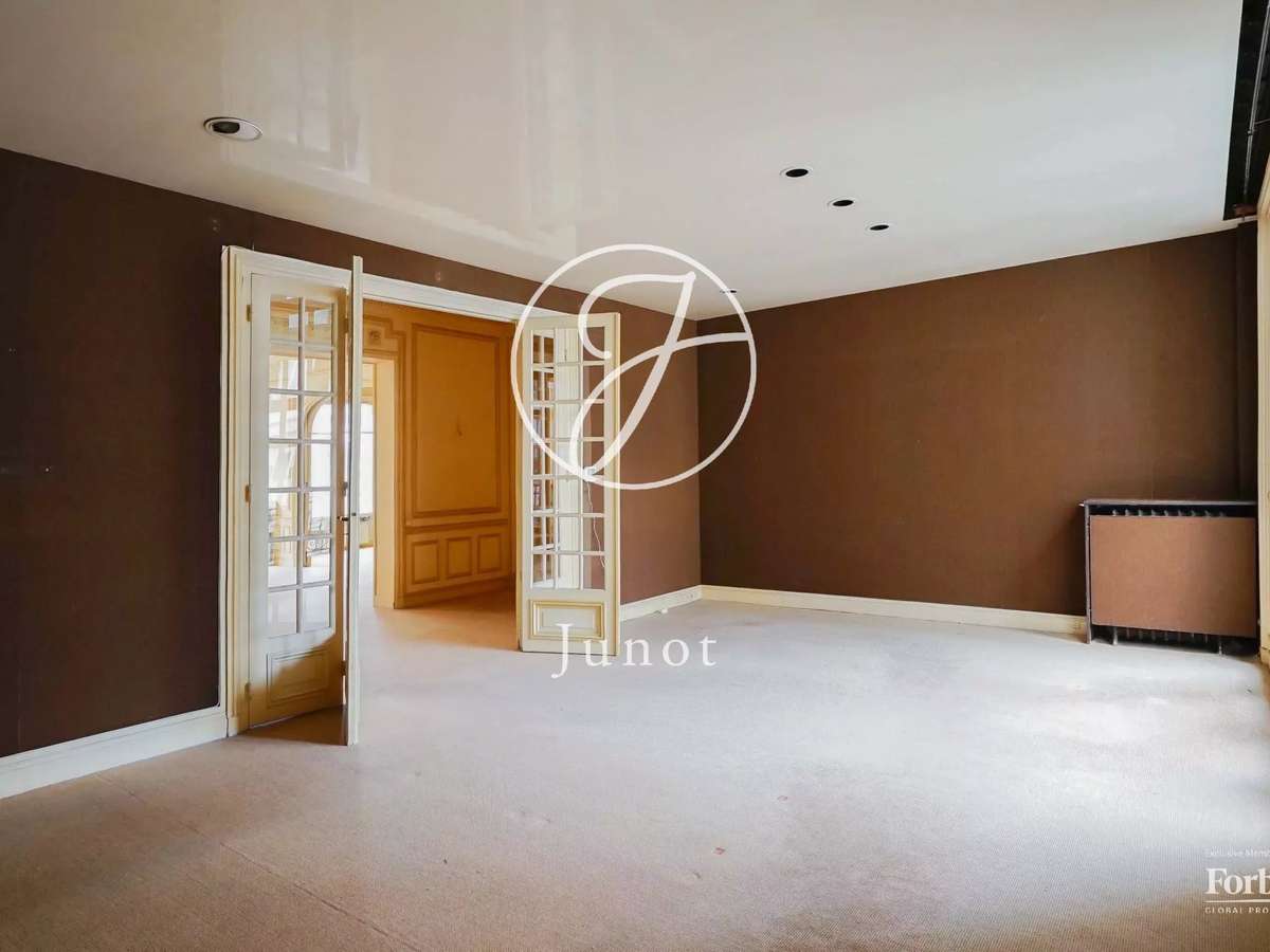 Apartment Paris 17e