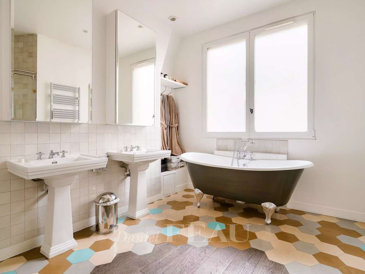 Apartment Paris 17e
