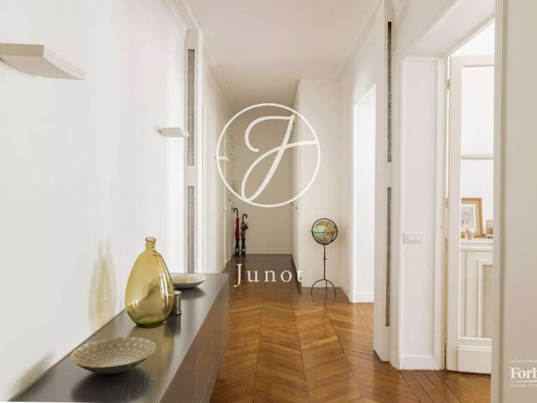 Appartement Paris 17e - 3 chambres - 160m²