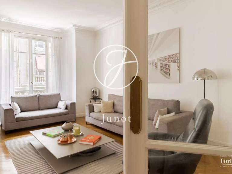 Appartement Paris 17e - 3 chambres - 160m²