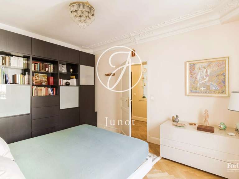 Appartement Paris 17e - 3 chambres - 123m²