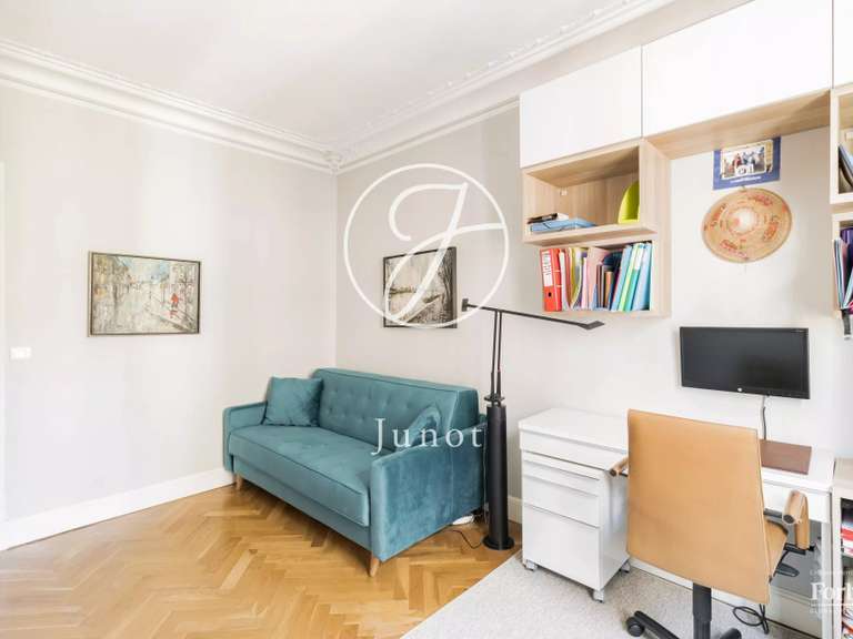 Appartement Paris 17e - 3 chambres - 123m²