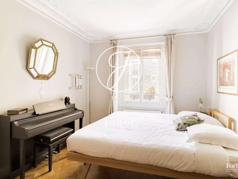 Appartement Paris 17e - 3 chambres - 123m²