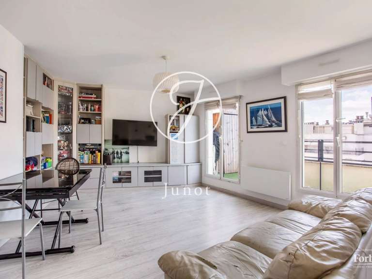 Appartement Paris 17e - 4 chambres - 86m²