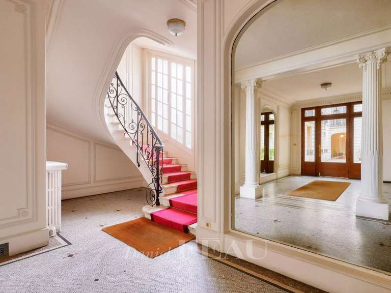 Appartement Paris 17e - 3 chambres - 133m²