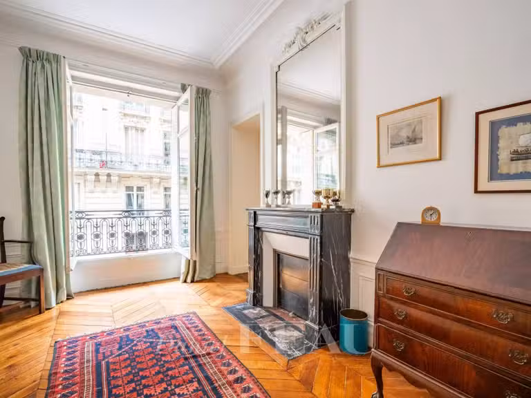 Appartement Paris 17e - 4 chambres - 178m²