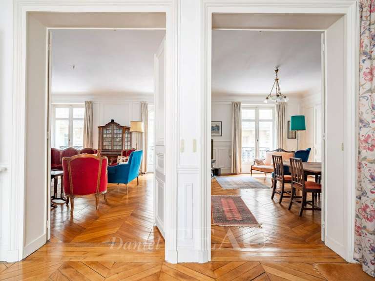 Appartement Paris 17e - 4 chambres - 178m²