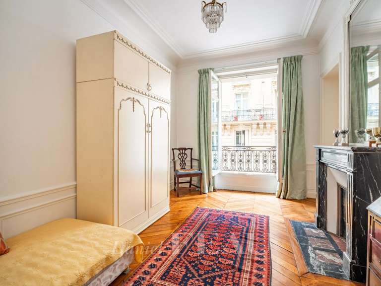 Appartement Paris 17e - 4 chambres - 178m²