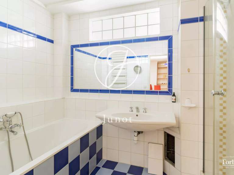 Appartement Paris 17e - 2 chambres - 77m²