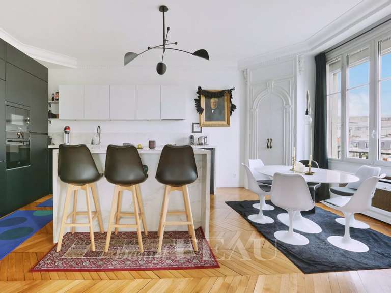 Appartement Paris 17e - 6 chambres - 243m²