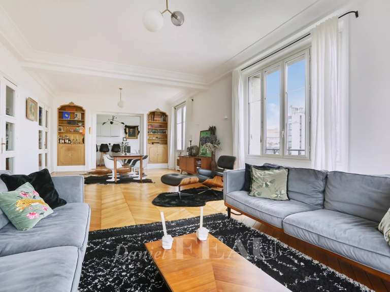 Appartement Paris 17e - 6 chambres - 243m²
