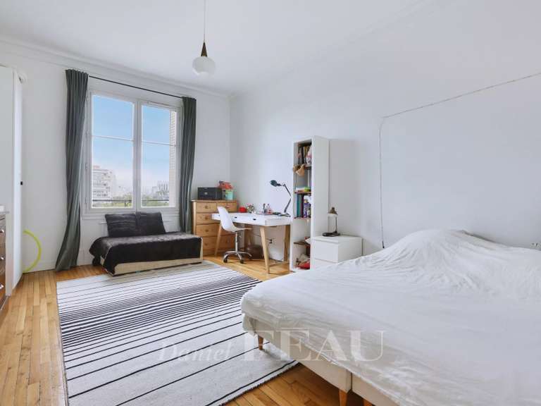 Appartement Paris 17e - 6 chambres - 243m²