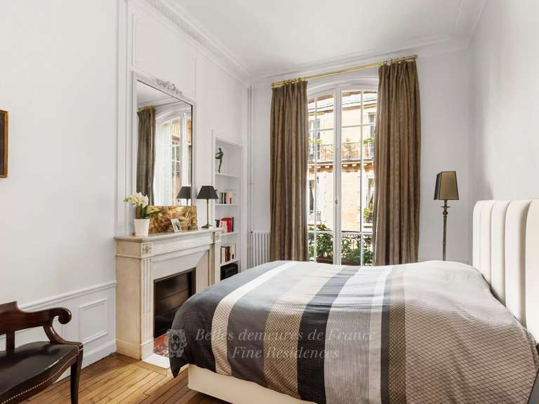 Appartement Paris 17e - 3 chambres - 159m²