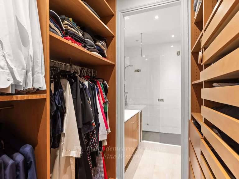 Appartement Paris 17e - 3 chambres - 159m²