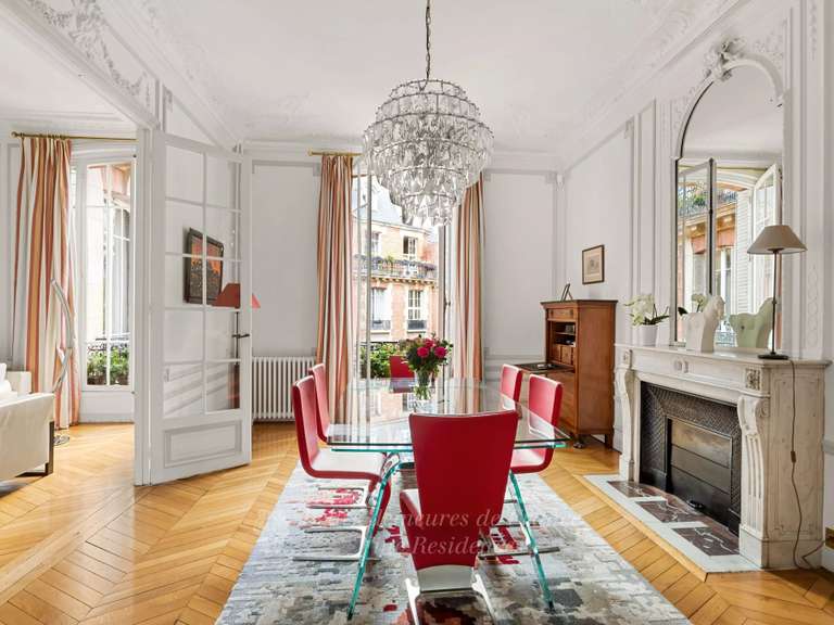 Appartement Paris 17e - 3 chambres - 159m²