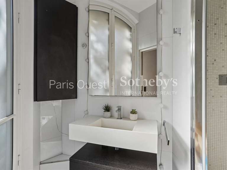Appartement Paris 17e - 3 chambres - 178m²