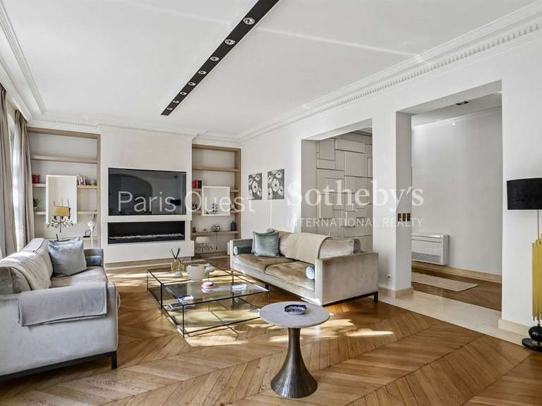 Appartement Paris 17e - 3 chambres - 178m²