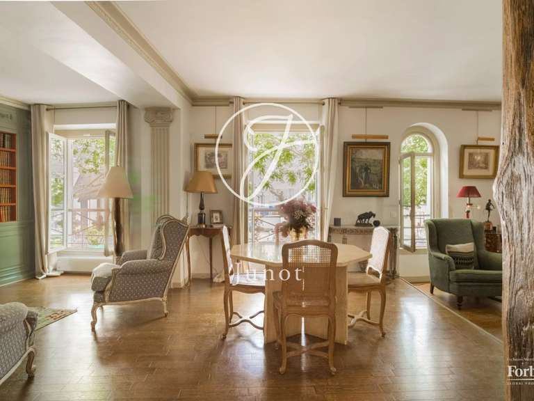 Appartement Paris 17e - 3 chambres - 124m²