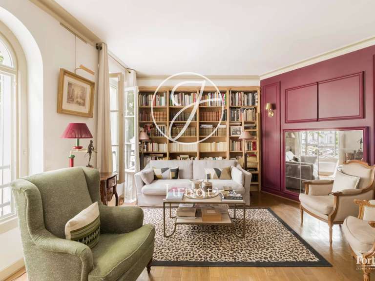 Appartement Paris 17e - 3 chambres - 124m²