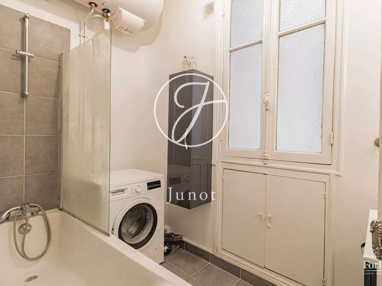 Appartement Paris 17e - 2 chambres - 83m²