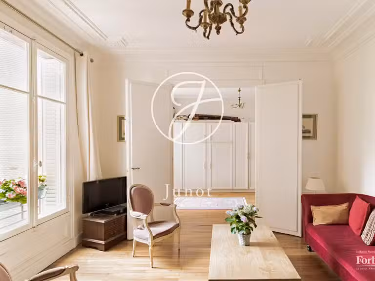 Appartement Paris 17e - 2 chambres - 83m²
