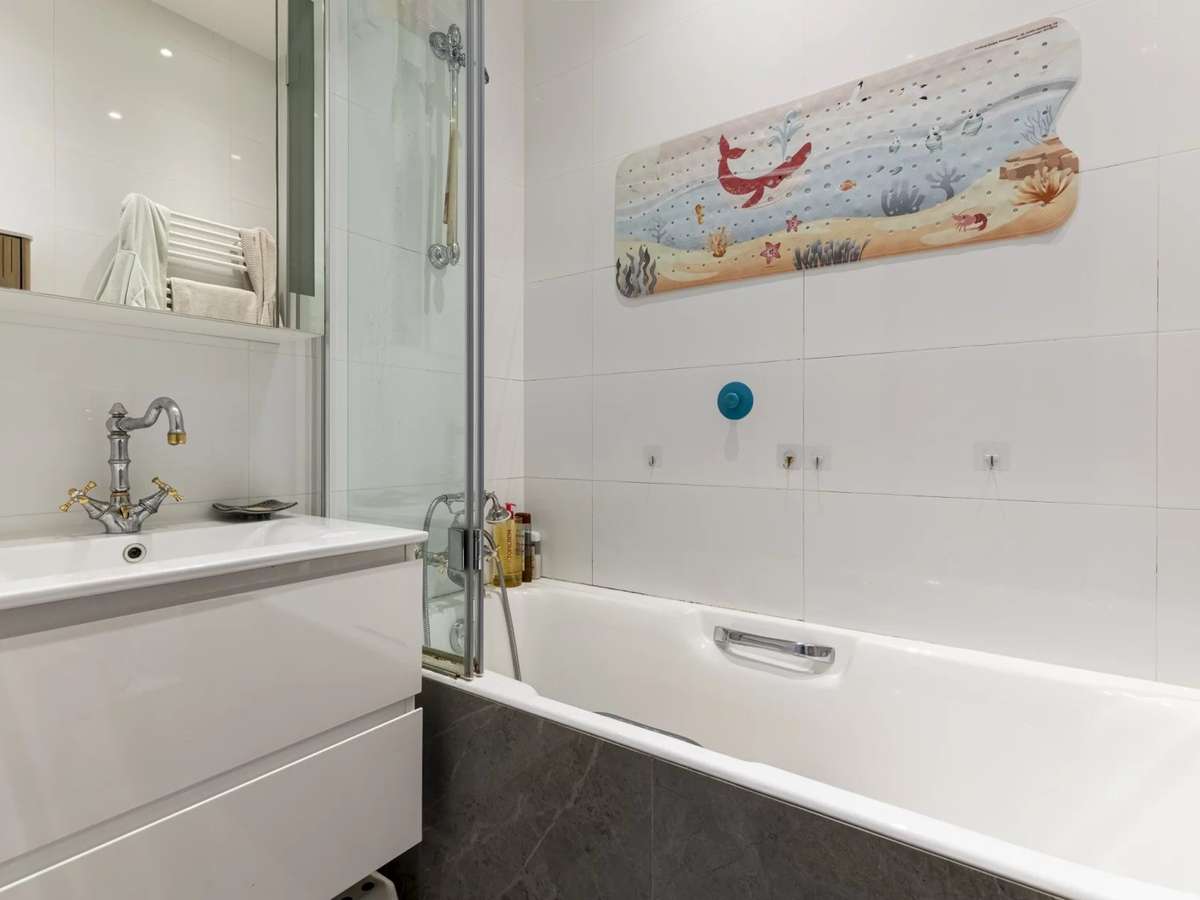 Apartment Paris 17e