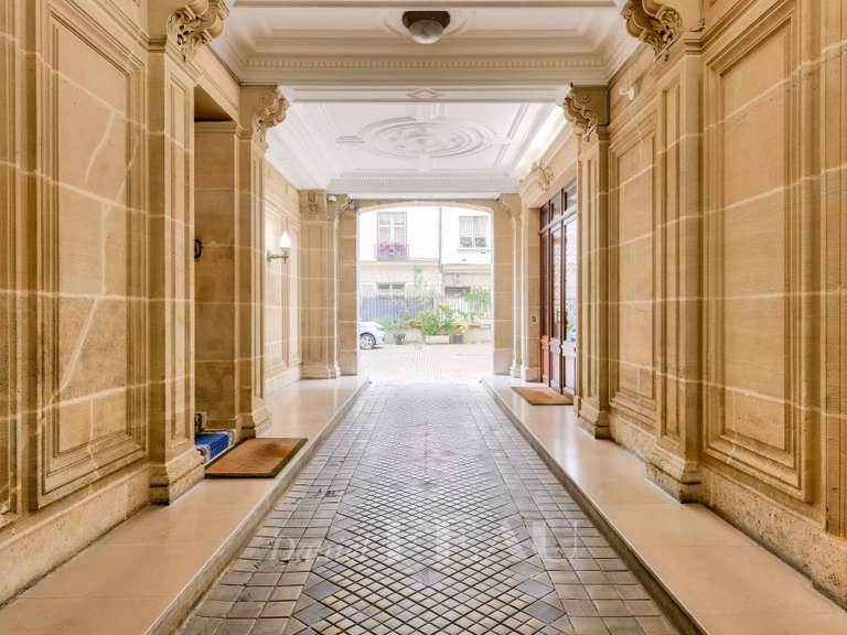 Appartement Paris 17e - 6 chambres - 250m²