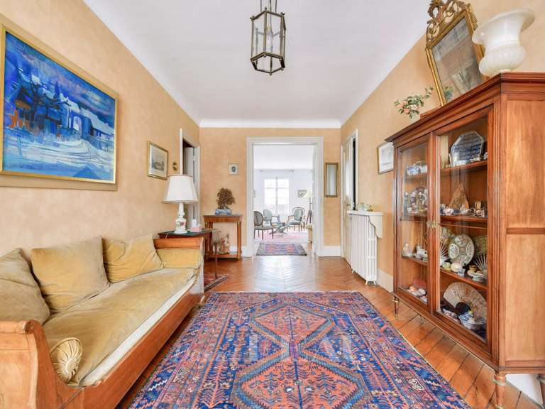 Appartement Paris 17e - 6 chambres - 250m²