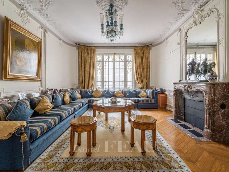 Appartement Paris 17e - 4 chambres - 253m²