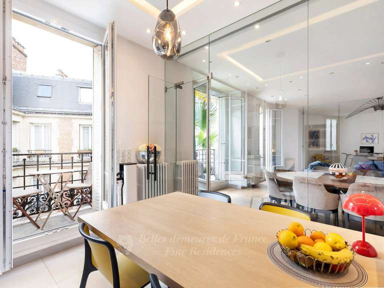 Appartement Paris 17e - 3 chambres - 170m²