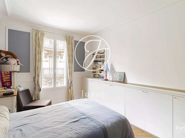 Appartement Paris 17e - 3 chambres - 125m²