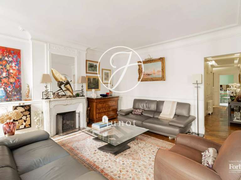 Appartement Paris 17e - 3 chambres - 125m²