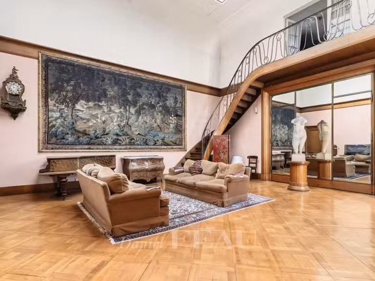 Appartement Paris 17e - 6 chambres - 318m²