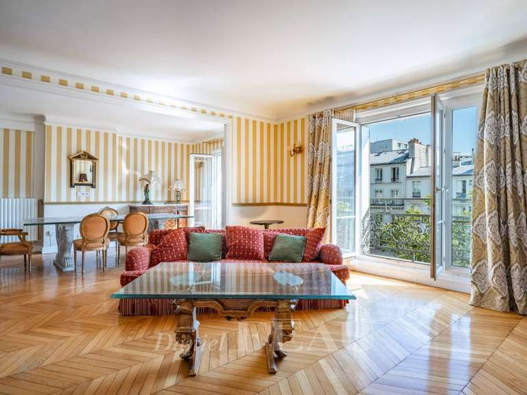 Appartement Paris 17e - 3 chambres - 149m²